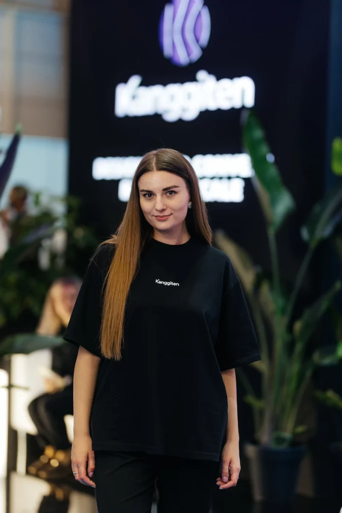 Karyna Dubyna Kanggiten